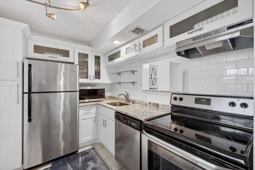 apt-706-3300 N Palm Aire Dr, Pompano Beach, FL, 33069-4238 | Card Image