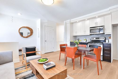 535 Westmount Ave, York, ON, M6E3N6 | Card Image