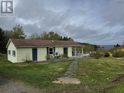 21 Beach Lane, House other with 2 bedrooms, 1 bathrooms and null parking in Philips Harbour NS | Image 1