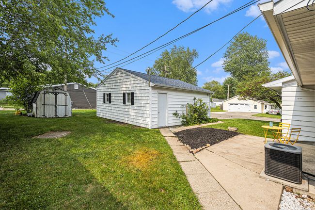1012 E Hatch St, House other with 2 bedrooms, 1 bathrooms and null parking in Sturgis MI | Image 14