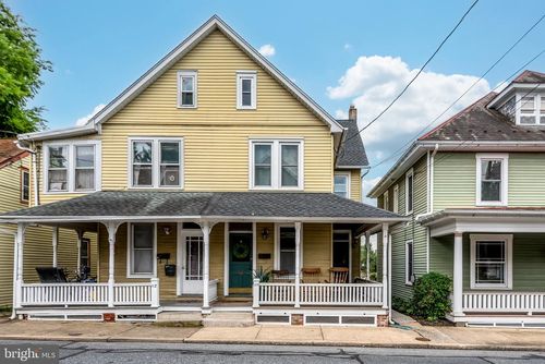 110 E Lincoln Ave, LITITZ, PA, 17543-1125 | Card Image