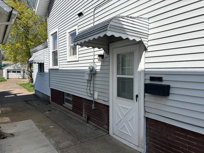 701 Polk St, House other with 4 bedrooms, 2 bathrooms and 2 parking in Sandusky OH | Image 7