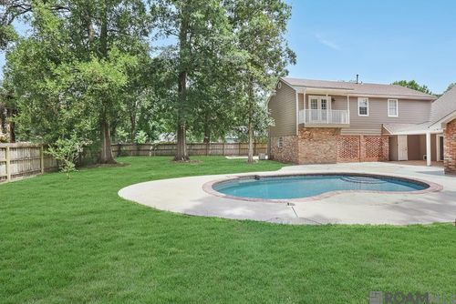 6134 Hagerstown Dr, Baton Rouge, LA, 70817-3917 | Card Image