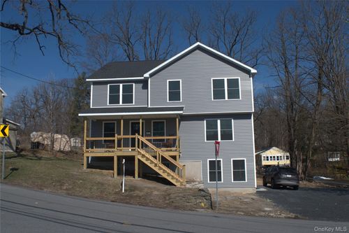 17 Maple St, Beacon, NY, 12508-2008 | Card Image