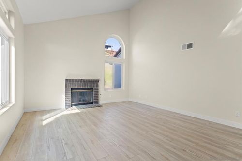 10167 Bluestone Ct, Spring Valley, CA, 91977-6543 | Card Image