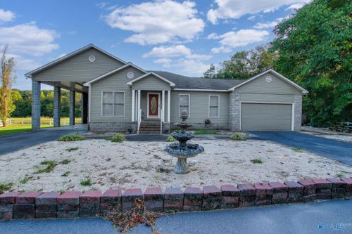 2220 Jefferson St, Courtland, AL, 35618-3426 | Card Image