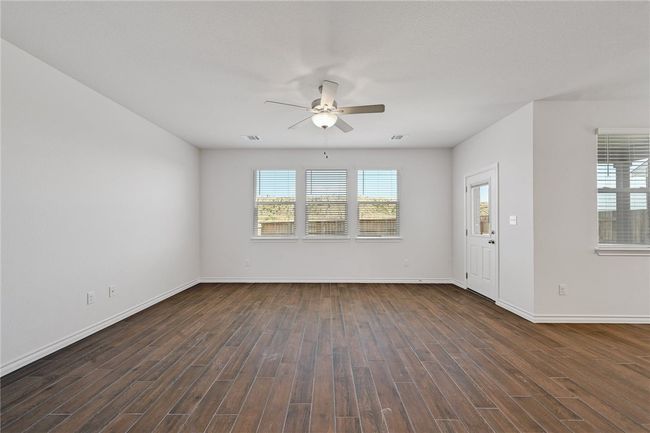 806 Pepperbark Loop, House other with 4 bedrooms, 3 bathrooms and null parking in Buda TX | Image 6