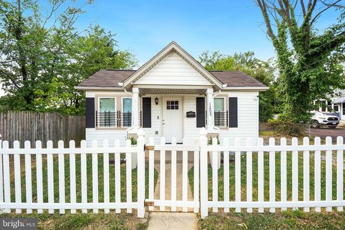 1205 Kayak Ave, CAPITOL HEIGHTS, MD, 20743-4046 | Card Image