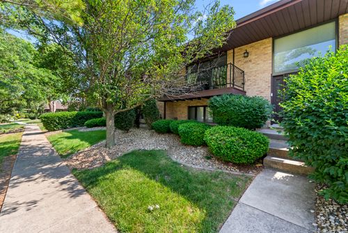 16036-16036 Pine Dr, Tinley Park, IL, 60477-6303 | Card Image