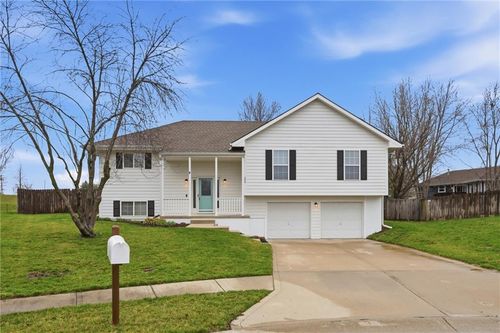 204 22nd St, Kearney, MO, 64060-7314 | Card Image