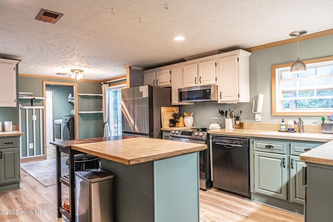 1360 Rays Bridge Rd, House other with 3 bedrooms, 2 bathrooms and 2 parking in Whispering Pines NC | Image 18