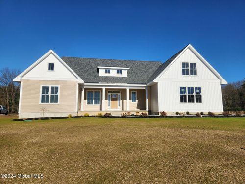 26 Eastpointe Dr, Saratoga Springs, NY, 12866-6541 | Card Image