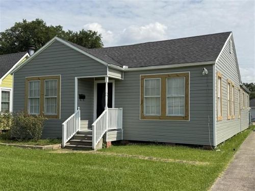 910 9th St, Lake Charles, LA, 70601-6223 | Card Image