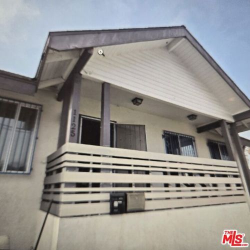 1125 Irolo Street, Los Angeles, CA, 90006 | Card Image