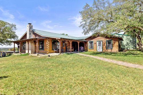 2102 Pr 1377, Lampasas, TX, 76550 | Card Image