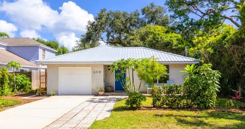 408 B St, St Augustine, FL, 32080-6818 | Card Image