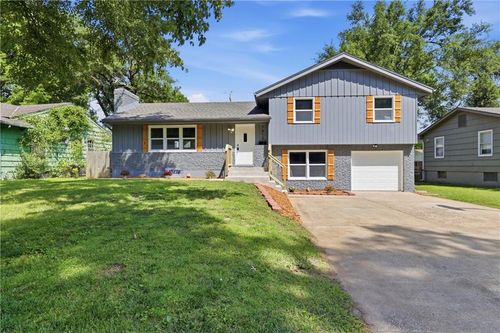 7913 Elm Avenue, Raytown, MO, 64138 | Card Image