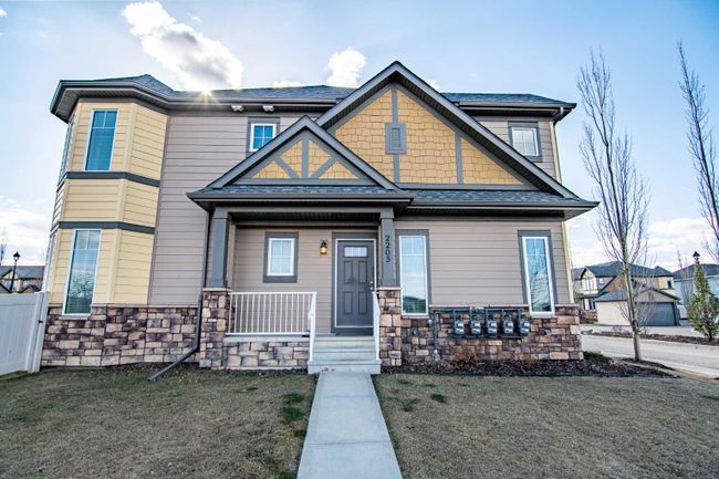 2205 - 30 Carleton Avenue, Home with 4 bedrooms, 3 bathrooms and 2 parking in Red Deer AB | Image 3