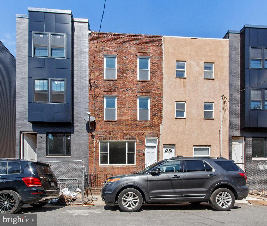 Residential in PHILADELPHIA 3