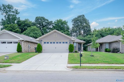 155 Brooklawn Dr, Harvest, AL, 35749-7966 | Card Image