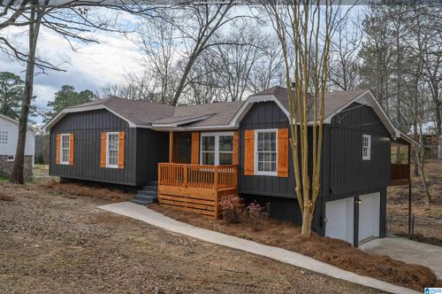 8616 Driftwood Dr, MORRIS, AL, 35116-2205 | Card Image