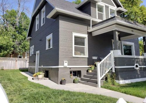 925 3rd Ave S, Great Falls, MT, 59405-2207 | Card Image