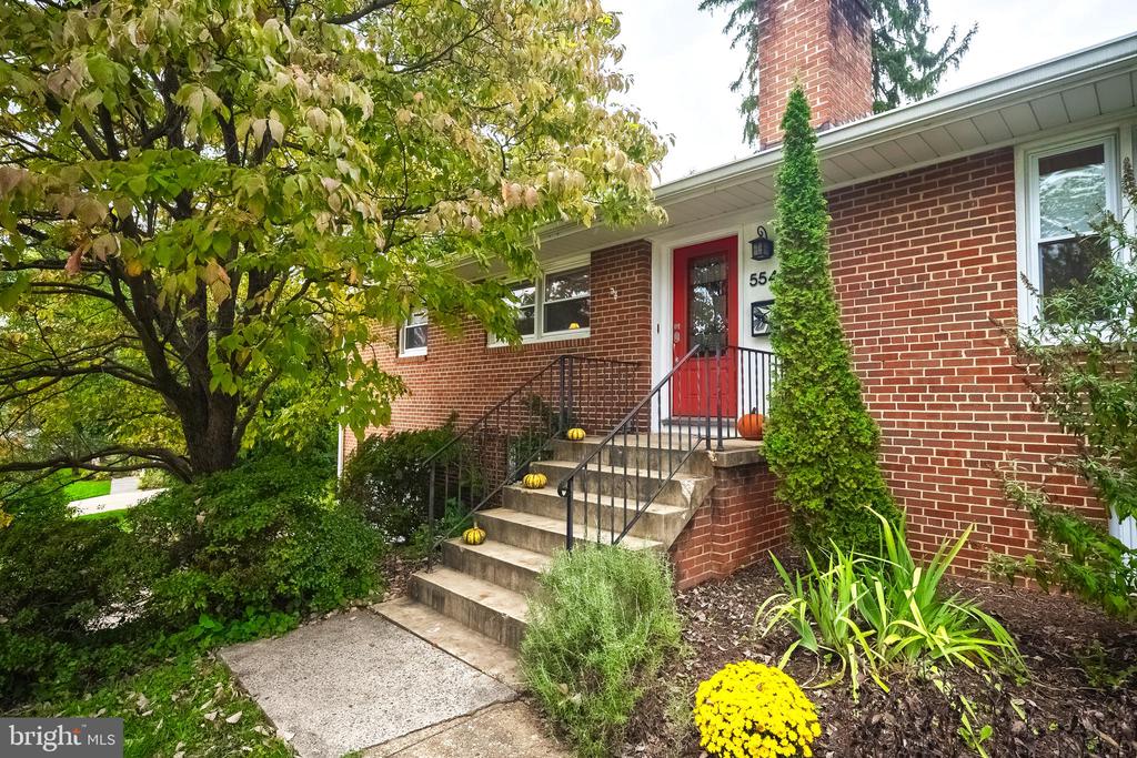 32nd St, Arlington, VA 22207