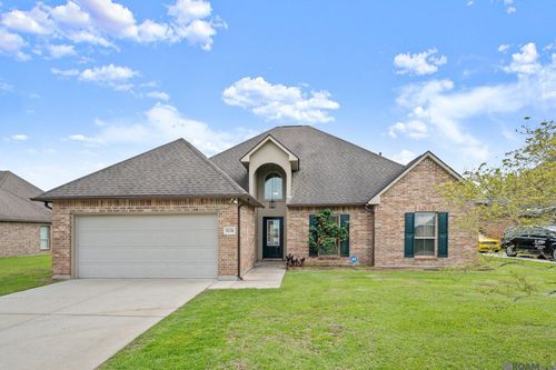 5176 Wildwood Dr, Sorrento, LA, 70778-3430 | Card Image