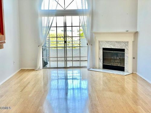 304-2803 Antonio Dr, Camarillo, CA, 93010 | Card Image