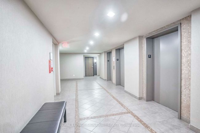 612 - 9 George St N, Condo with 2 bedrooms, 1 bathrooms and 1 parking in Brampton ON | Image 8
