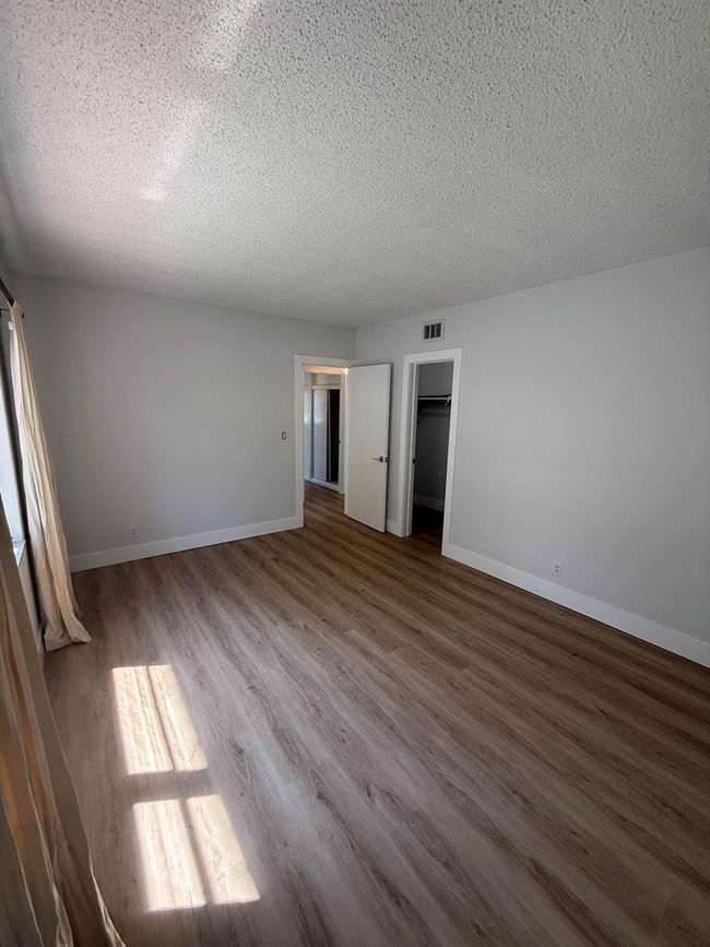 APT-1B - 2613 Ne 28 Th Ct, Condo with 2 bedrooms, 2 bathrooms and null parking in Lighthouse Point FL | Image 16