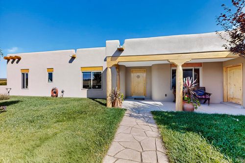 413 Mission Hills Rd, Estancia, NM, 87016-8041 | Card Image