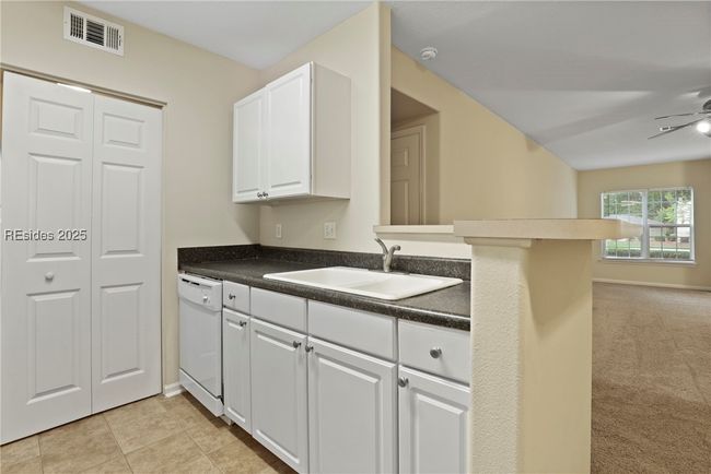 APT-1502 - 897 Fording Island Rd, Condo with 1 bedrooms, 1 bathrooms and null parking in Bluffton SC | Image 14