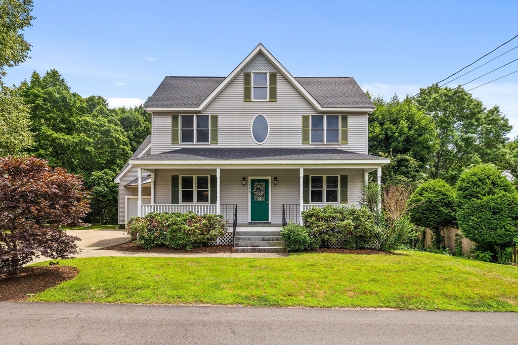 Central Ave, Needham Heights, MA 02494