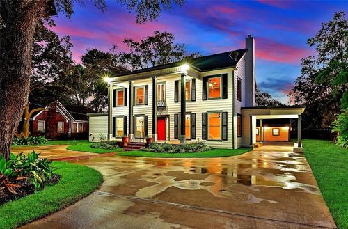 1031 Meyer St, Sealy, TX, 77474-3436 | Card Image