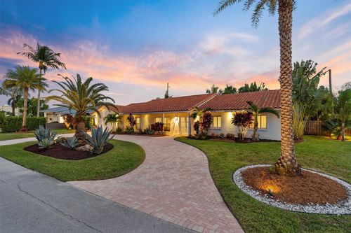 2750 Ne 35th Ct, Fort Lauderdale, FL, 33308-6335 | Card Image