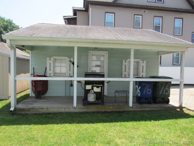 76 Porter St, House other with 2 bedrooms, 2 bathrooms and 3 parking in Bridgeport CT | Image 7