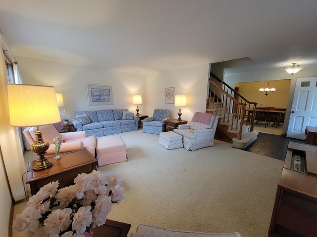 302 Riverview Ct, House other with 3 bedrooms, 3 bathrooms and null parking in Portage WI | Image 5
