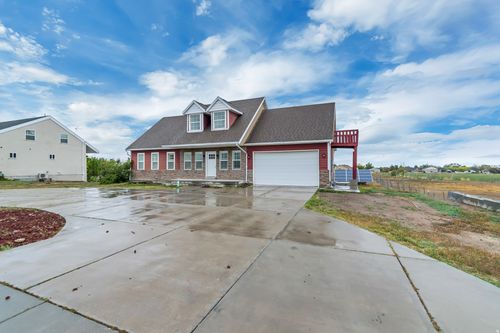 149 E Pear St, Grantsville, UT, 84029-9725 | Card Image