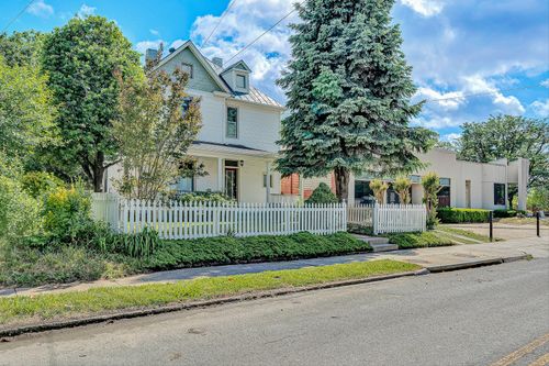 646 Elm Ave Sw, Roanoke, VA, 24016-3822 | Card Image