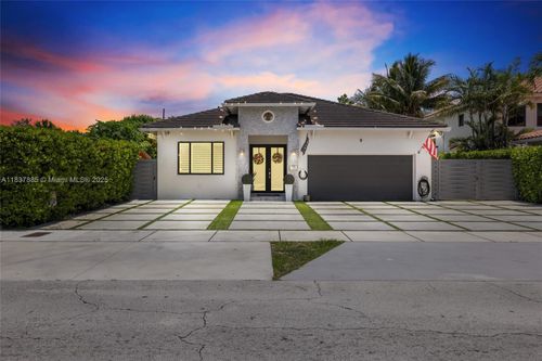8236 Sw 36th St, Miami, FL, 33155-3327 | Card Image