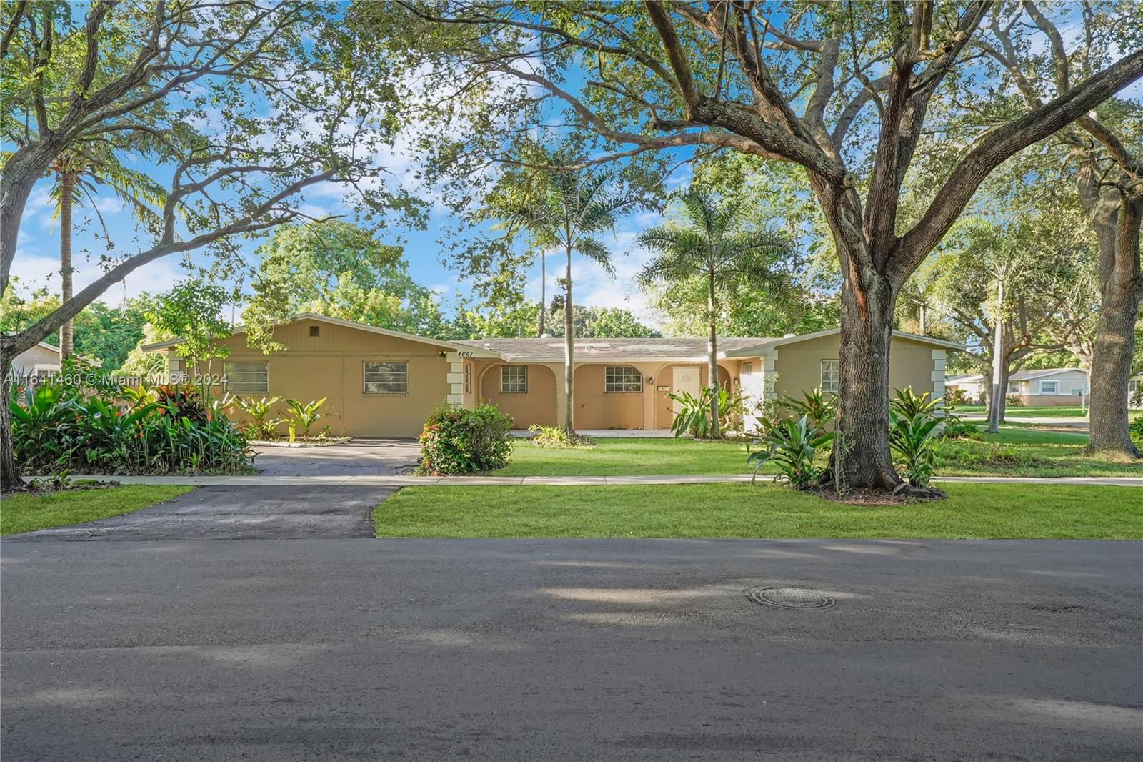 4th St, Plantation, FL 33317