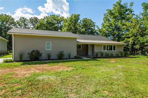 617 Dewitt Rd, Webster, NY, 14580-1355 | Card Image