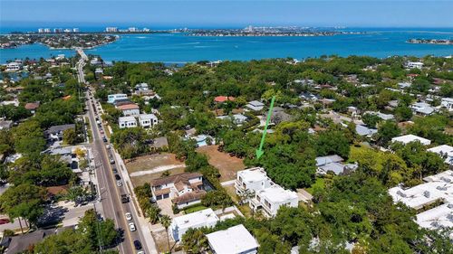 1730 Wisconsin Ln, SARASOTA, FL, 34239-5941 | Card Image