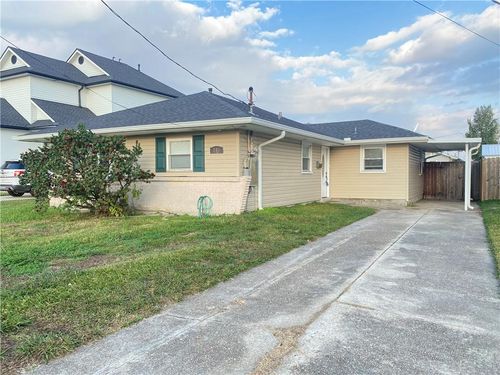 753 3rd Ave, Harvey, LA, 70058-2601 | Card Image