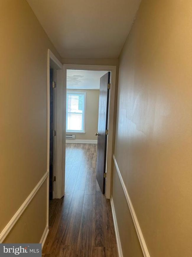 806 E 8 Th St, Townhouse with 2 bedrooms, 1 bathrooms and null parking in WILMINGTON DE | Image 6