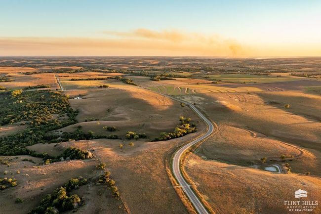 00000 Hi View Dr, Home with 0 bedrooms, 0 bathrooms and null parking in Manhattan KS | Image 8