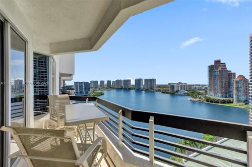 ph3-3600 Mystic Pointe Dr, AVENTURA, FL, 33180-2565 | Card Image