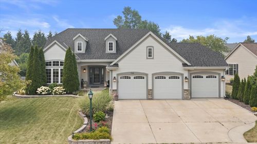 706 Bass Dr, Waterford, WI, 53185-2899 | Card Image
