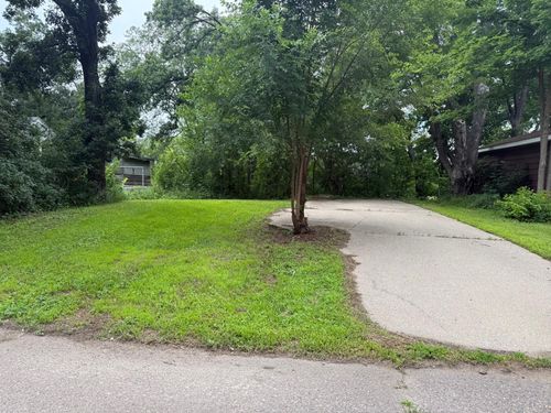 800 Highland Ave, Little Falls, MN, 56345-3439 | Card Image